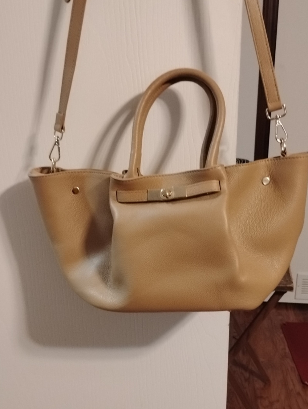 Classic Tan Women's Tote Handbag - Structured Shoulder & Top Handles